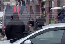 На Волоколамском шоссе проверяют авто, ищут покушавшихся на Алексеева na volokolamskom shosse proveryayut avto ishhut pokushavshihsya na alekseeva-obzone-su-0