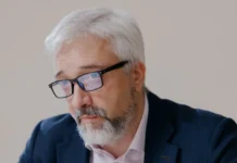 prezident putin vruchil orden pocheta kollektivu rossotrudnichestva-obzone-su-0
