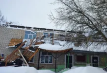 Ремонт крыши детского сада №3 Ромашка в Лукоянове пройдет быстро и безопасно remont kryshi detskogo sada 3 romashka v lukoyanove projdet bystro i bezopasno-obzone-su-0