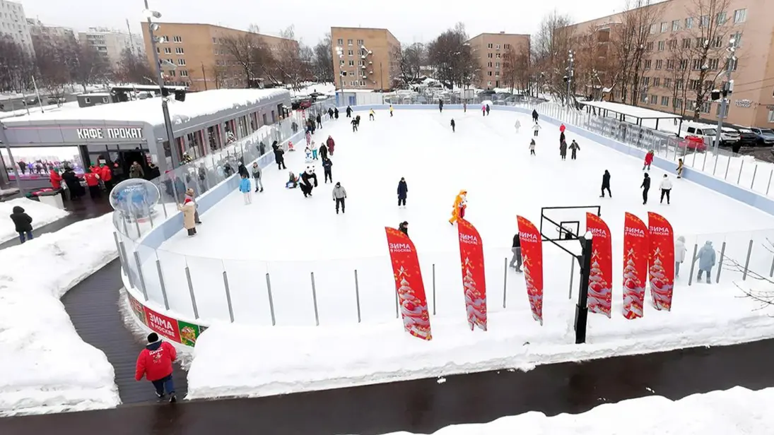 Собянин: Круглогодичных спортплощадок нового формата станет еще больше