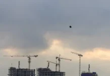 Владимир Путин отметил рекордные темпы восстановления Мариуполя vladimir putin otmetil rekordnye tempy vosstanovleniya mariupolya-obzone-su-0