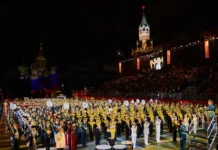 Владимир Путин поддержал фестиваль «Спасская башня» на Красной площади vladimir putin podderzhal festival spasskaya bashnya na krasnoj ploshhadi-obzone-su-0