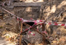 Женщина спасена из канализационной ловушки в Канзас-Сити zhenshhina spasena iz kanalizaczionnoj lovushki v kanzassiti-obzone-su-0