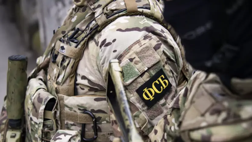 ФСБ задержала двух россиян за сбор данных о военных объектах для Украины