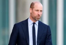 Принц Уильям восхитился усами лейтенанта Джека Остина princz uilyam voshitilsya usami lejtenanta dzheka ostina-obzone-su-0