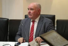 Зеленский столкнулся с резкой реакцией Совфеда, ответил Карасин zelenskij stolknulsya s rezkoj reakcziej sovfeda otvetil karasin-obzone-su-0