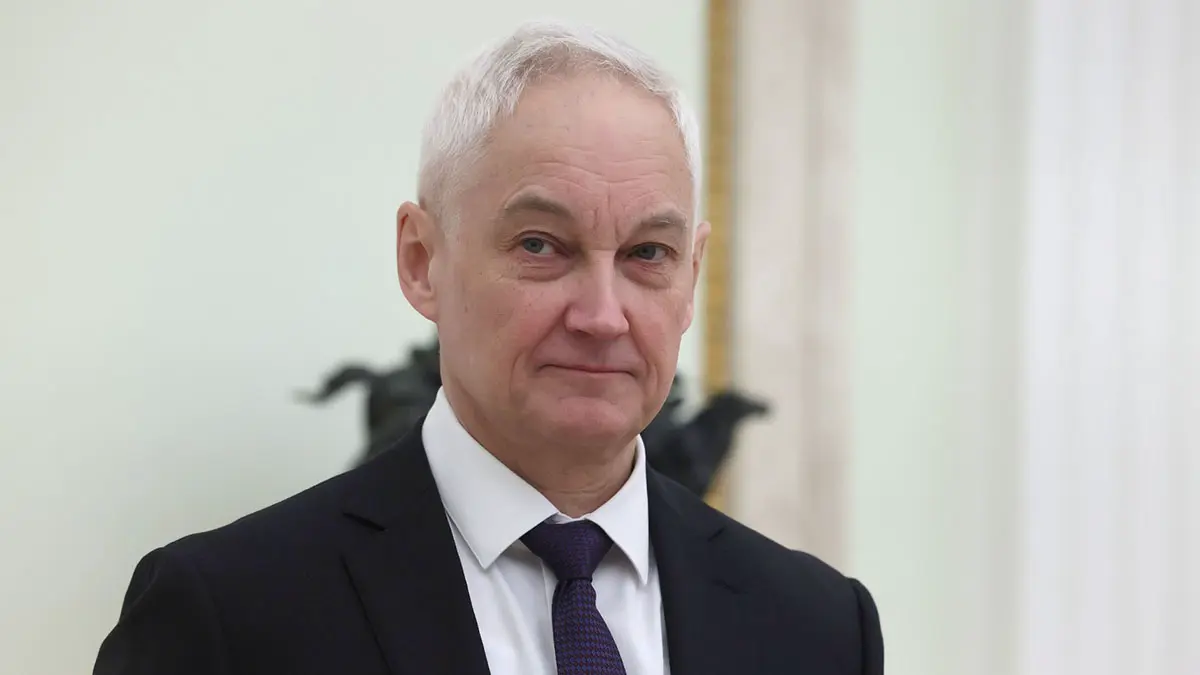 Белоусов проинспектировал группировку «Центр» и заслушал доклады командиров