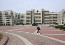 belorussiya uzhestochila zakony kasatelno lgbt i chajldfri-obzone-su-0