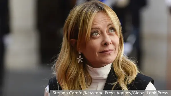 Мелони призвала Европу попросить Путина «сделать шаги вперед»