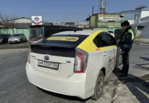 gai primorya usilivaet kontrol nad taksistami dlya bezopasnosti-obzone-su-0