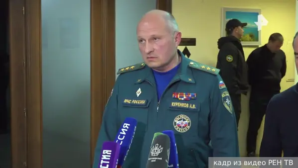 Глава МЧС Куренков заявил об остановке утечки нефти в Туапсе