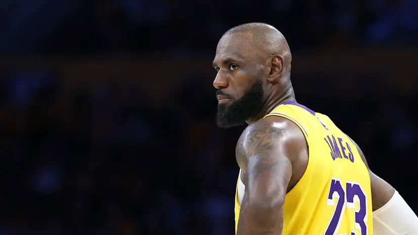 41-летний Леброн может завершить карьеру в конце апреля