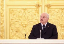 lukashenko obratilsya k makronu predlozhiv obsudit konflikt s putinym-obzone-su-0