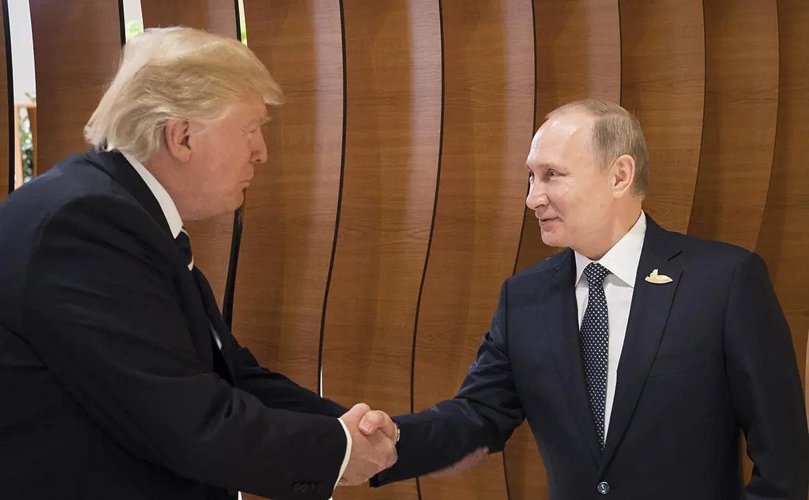 Дональд Трамп и Владимир Путин (Steffen Kugler / BPA via Getty Images)
