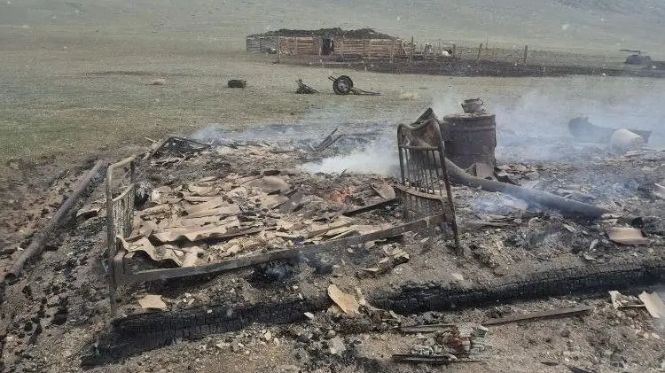 Подросток в Тыве закурил в кладовке с бензином и получил ожоги 75 процентов тела