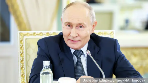 Путин высмеял заявления о планах России напасть на Европу