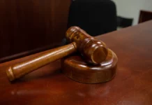 sporyhin prigovoryon k kolonii za ranenie nozhom v zarajske-obzone-su-0