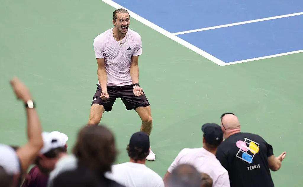 Александр Зверев (Julian Finney / Getty Images)