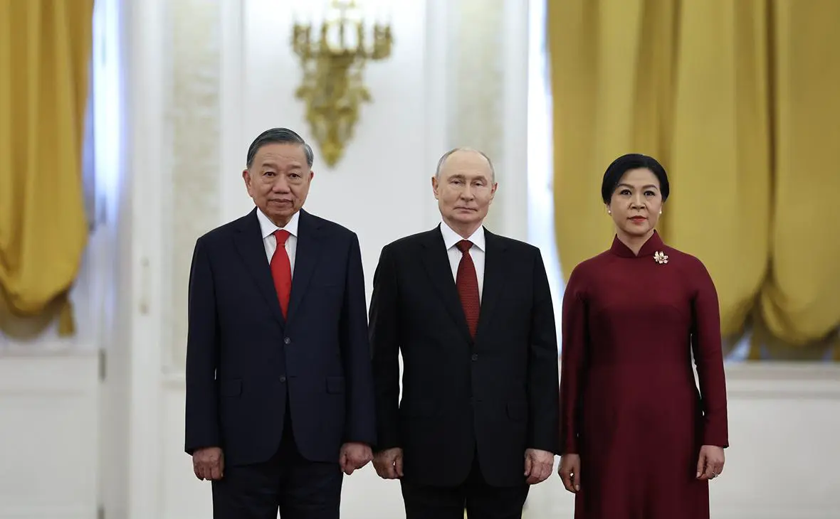 То Лам, Владимир Путин и Нго Фыонг Ли (Администрация Президента России)