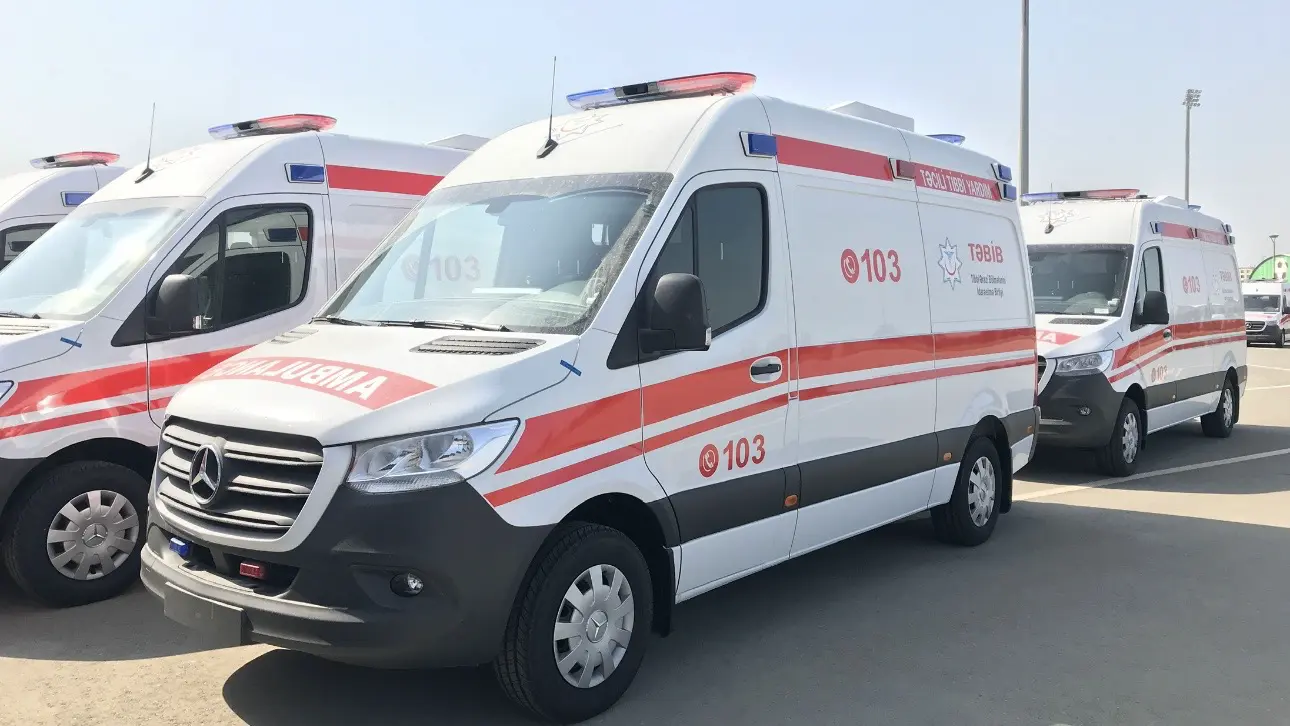 Более 90 человек отравились на свадьбе в Азербайджане