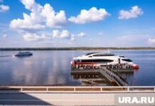 Пермь готовится к сезонному обслуживанию модульного причала Осень. Пермь