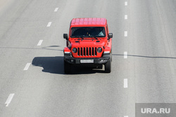 Труп в коллекторе. Екатеринбург , скорость, джип, внедорожник, трасса, дорога, путешествие, красный автомобиль