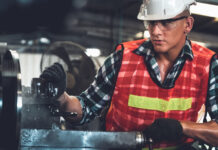 В ХМАО начинающим специалистам предлагают высокие зарплаты f02706d1-1557-49da-8cb6-ccfd15969705-6797c680