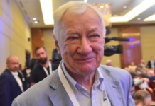 Легендарный тренер сборной России опроверг слухи о серьезном заболевании 1b126b80-668f-47bd-9277-edf03d9ac374-67a8abaf