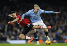 Манчестер Сити уступил в захватывающем дерби 2719ae8d-6d49-4d37-8a81-4ac21e5d23a8-67b26566