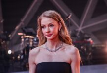 Сложный путь к славе: откровения и тайны Светланы Ходченковой 3e10cebf-7841-4fbd-8a76-5e779a80dc9e-67c7372c