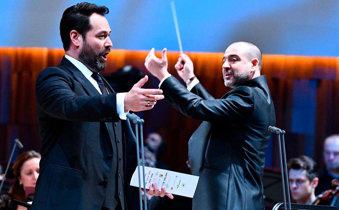 Ильдар Абдразаков (слева) (Игорь Иванко / АГН «Москва»)