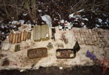 На территории ЛНР обнаружен крупный тайник с иностранным арсеналом: совместная операция ФСБ и Росгвардии a03e3ce0-294c-4544-bf86-3bed9980c29e-67b708f0