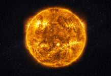 Мощная солнечная вспышка: новый виток активности нашей звезды RealCloseUpPhotoOfTheSunBurningStarWith