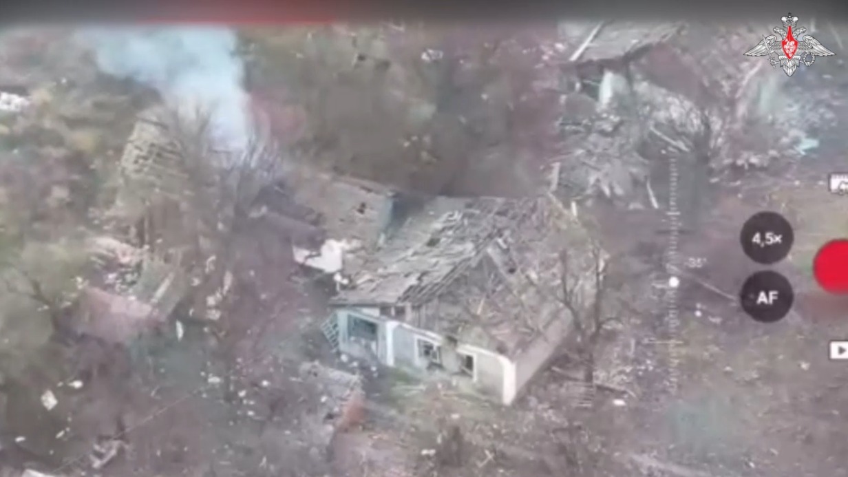 Минобороны показало кадры освобождения населенного пункта Новый Труд в ДНР