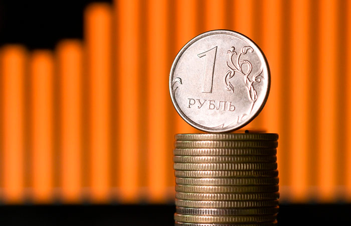 Опрошенные ЦБ аналитики повысили прогнозы по ставке и инфляции на 2025 г.