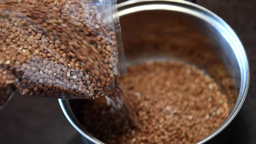 Алтайское предприятие выясняет ситуацию с запретом своей гречки в Белоруссии