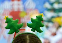 Деликатесы и сувениры можно приобрести на площадках «Путешествия в Рождество» Кремлевская елка Новогоднее путешествие в Заполярье