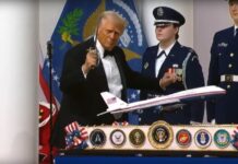 Яркий финал первого рабочего дня Дональда Трампа с восточным колоритом 03b9b91f-32e8-4e6b-a749-7765cf57e782-67e2bf40