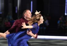 Искренние эмоции ведущей во время беседы с Костомаровым 0df493d0-921e-4c87-8e17-973095aa3812-67e43736