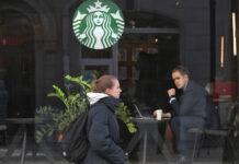 Новые правила доступа в уборные Starbucks 2cec0a2b-3a5d-4ef4-9eab-af3b51893220-67dad250