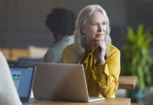 Привлекательные вакансии для опытных специалистов старшего возраста открывают новые карьерные перспективы 33047b6e-4dd7-45f0-bb72-d6fedf6f849d-67d90a17