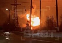 Спасатели оперативно локализуют возгорание на химическом предприятии в Гатчине 5a0672d6-9fc7-47ea-b250-7fc43285f019-67d3fe3f