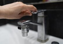 Временные трудности с водоснабжением в многоквартирном доме решатся в ближайшее время 60a75f1a-b9af-4ec2-9c5a-7f30bc526c47-67e19b45