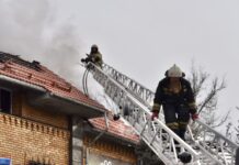 Свердловские пожарные успешно справились с чрезвычайными ситуациями aaf16312-7ab0-4719-8973-3e6f0f7f7df3-67dbe198