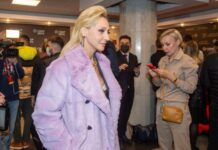 Юная дочь Кристины Орбакайте осваивает два языка в США dcd4a8bc-0a42-4de8-a193-67ce2731d195-67cd7ad5