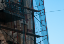 Новый закон улучшит систему финансирования капитального ремонта жилых домов e8b230e5-b1b8-4587-96e8-7ce72db46845-67ec2378