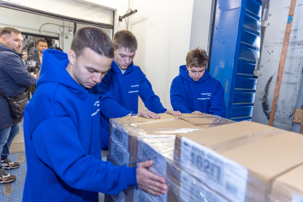 Алексей Вихарев: инновации и практика в его волонтерском центре