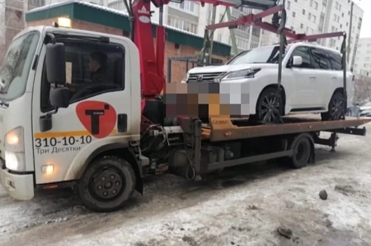 Lexus должника из Екатеринбурга перешел под контроль УФССП благодаря усилиям приставов-0