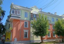 Наталья Дронова в Свердловской области защищает права свидетелей инцидента на автомойке natalya dronova v sverdlovskoj oblasti zashhishhaet prava svidetelej inczidenta na avtomojke-uralnovosti-ru-174246860800-0