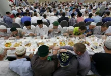 Праздничные мероприятия Ураза-байрам в Екатеринбурге временно изменят движение транспорта prazdnichnye meropriyatiya urazabajram v ekaterinburge vremenno izmenyat dvizhenie transporta-uralnovosti-ru-174324462900-0